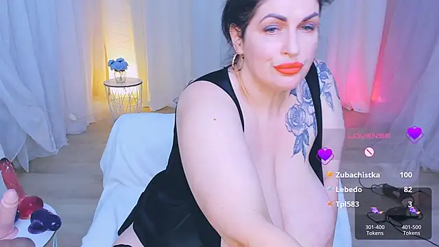 AdeleCarlton88 online show from 17, 6, 2026
