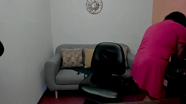 scarlet wet online show from 18, 6, 2026