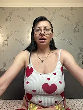 Snapshot of Amberhotqueen chatting on 31, 5, 2026 Amberhotqueen online show from 31, 5, 2026