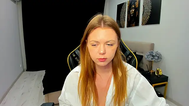 Strawberrye online show from 17, 6, 2026