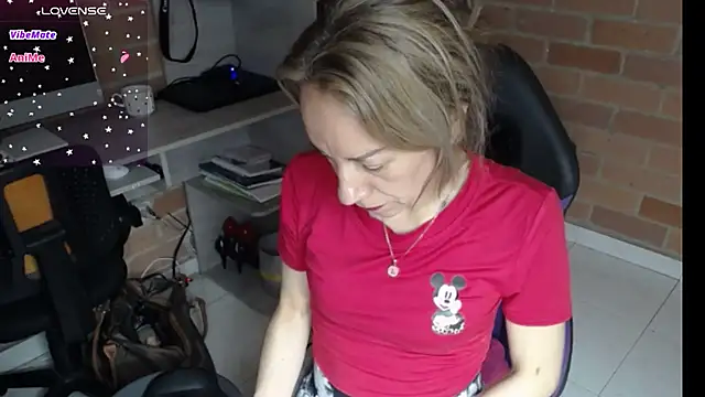cristin doll  online show from 9, 6, 2026