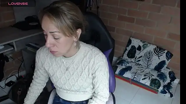 cristin doll  online show from 13, 6, 2026