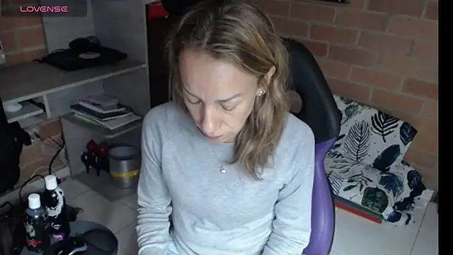 cristin doll  online show from 19, 6, 2026