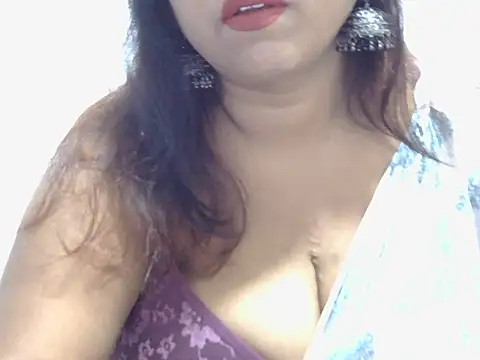 ROSEE MERRYYYY online show from 8, 6, 2026