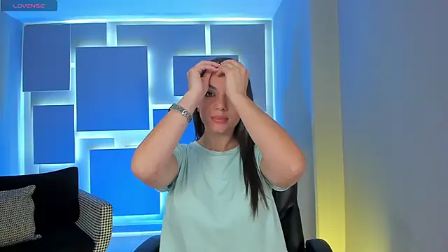 MorganHicks online show from 25, 5, 2026