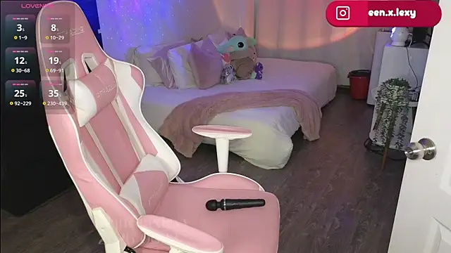 queenxlexy online show from 12, 6, 2026
