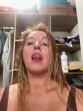 moniquerainx online show from 12, 6, 2026