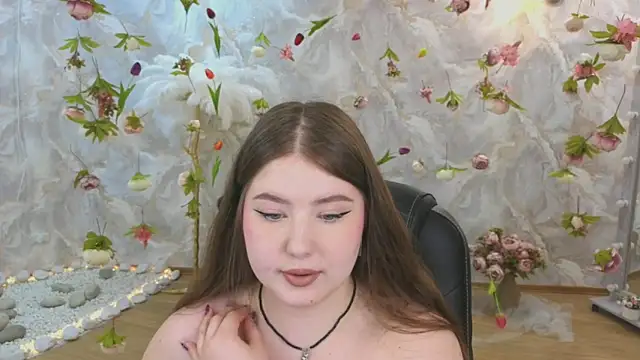 NicoleFoxery online show from 19, 6, 2026