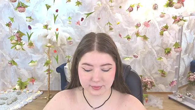 NicoleFoxery online show from 21, 6, 2026