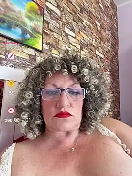Hot Azaleea online show from 17, 6, 2026