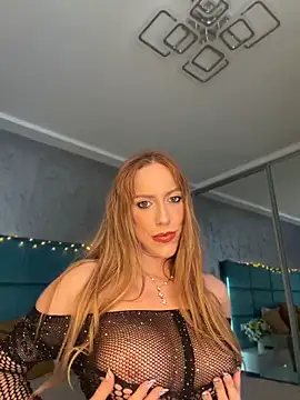 RockQueen A online show from 10, 6, 2026