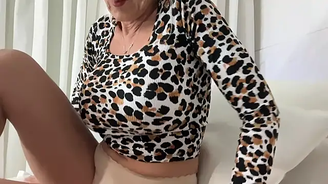 Snapshot of Reyna63 chatting on 24, 5, 2026 Reyna63 online show from 24, 5, 2026