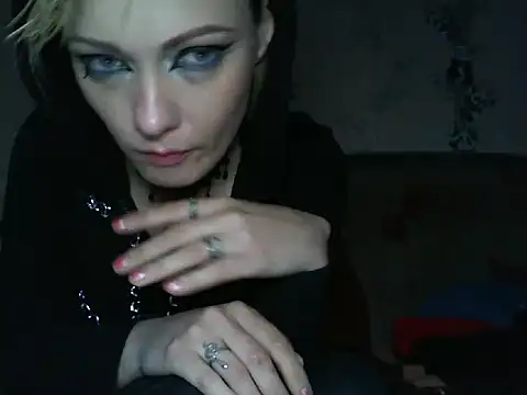 Snapshot of WildMissNiks chatting on 16, 6, 2026 WildMissNiks online show from 16, 6, 2026