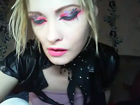 Snapshot of WildMissNiks chatting on 20, 6, 2026 WildMissNiks online show from 20, 6, 2026