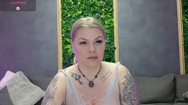 Raven Luna online show from 22, 5, 2026