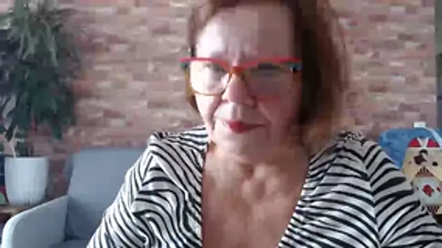 Adelewildx online show from 13, 6, 2026