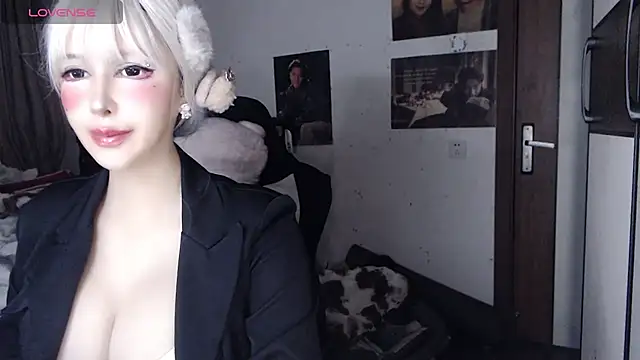 Snapshot of candy_cola chatting on 11, 11, 2025 candy cola online show from 11, 11, 2025
