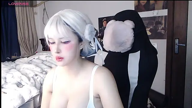 Snapshot of candy_cola chatting on 13, 11, 2025 candy cola online show from 13, 11, 2025