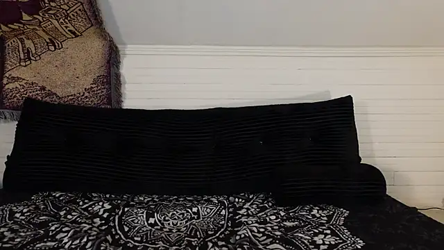 -khayaparker online show from 17, 5, 2026