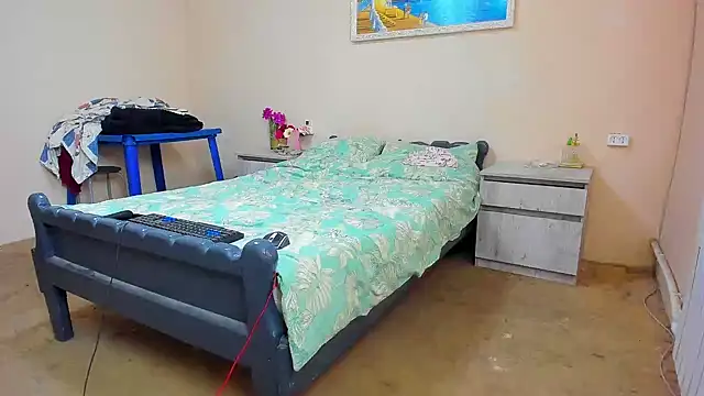 DUSSY PUSSY online show from 22, 6, 2026