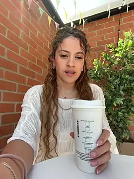 alana15 online show from 21, 6, 2026