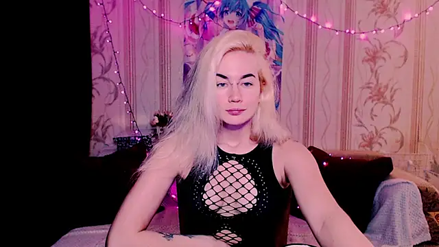 xxxcharismaaa online show from 16, 6, 2026
