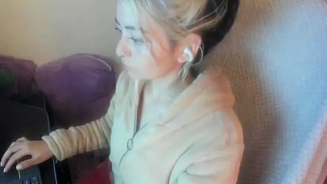 Sammysammy  online show from 19, 6, 2026