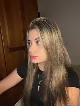 Snapshot of Miss_valeriaa chatting on 21, 5, 2026 Miss valeriaa online show from 21, 5, 2026