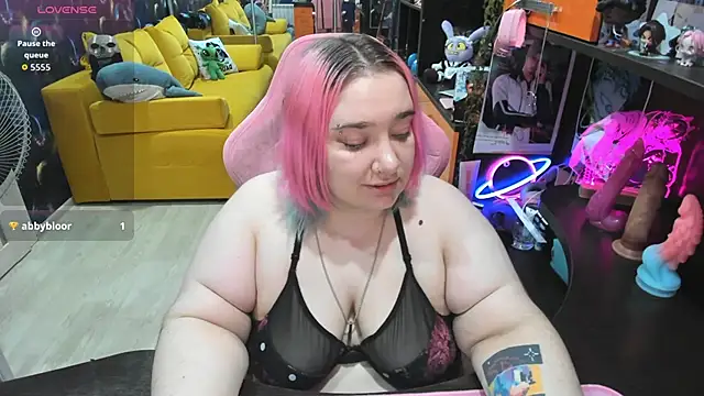 Softie Sofy online show from 11, 6, 2026