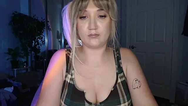 GoddessEmmy online show from 17, 6, 2026
