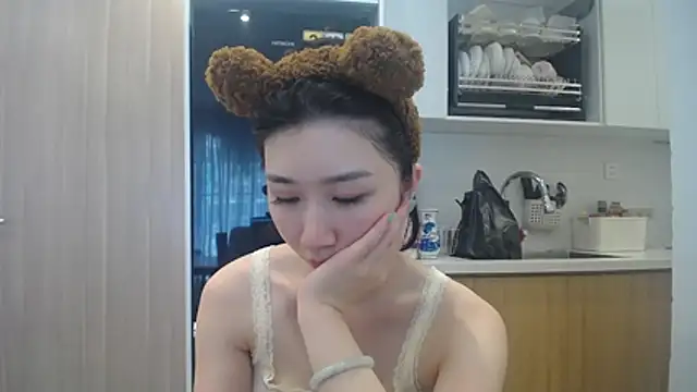 Asiagirll online show from 5, 6, 2026