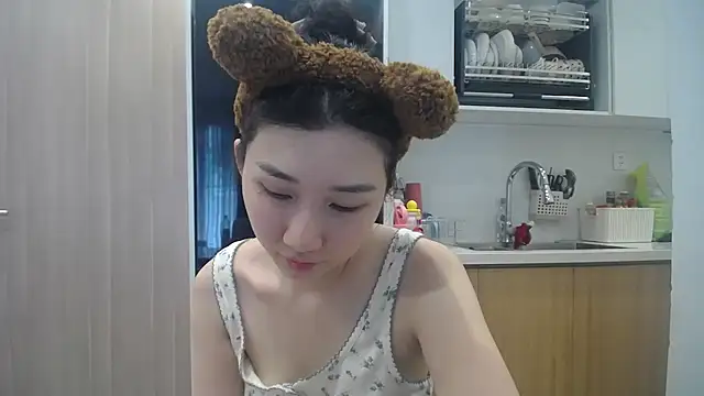 Asiagirll online show from 11, 6, 2026