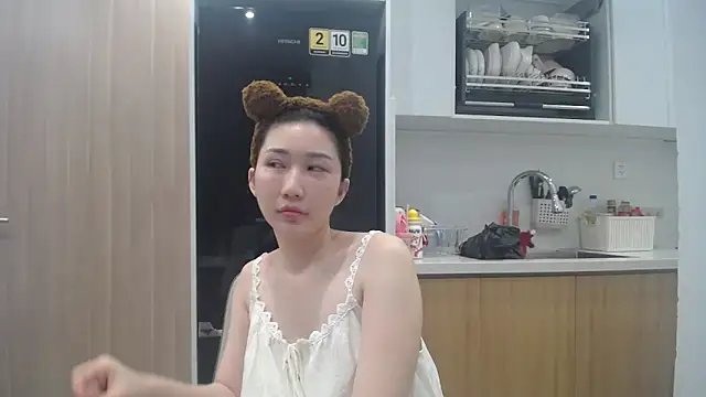 Asiagirll online show from 17, 6, 2026