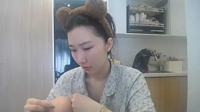 Asiagirll online show from 20, 6, 2026