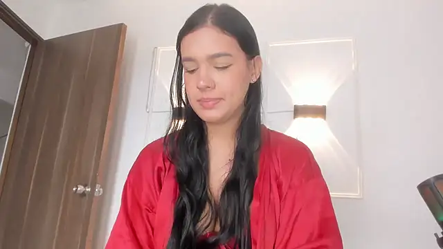 Hanna Risso online show from 13, 6, 2026