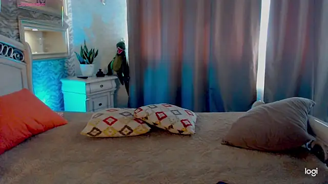 Iam Luna online show from 26, 6, 2026