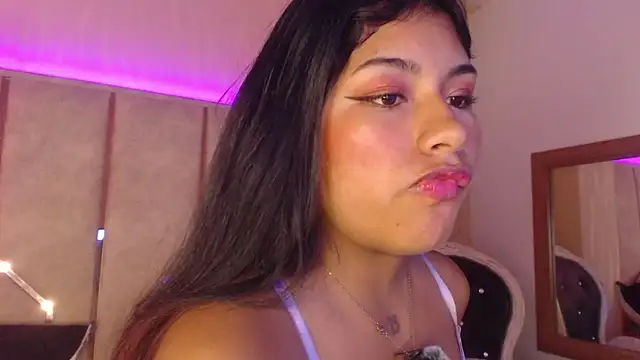 ChantalPetit online show from 22, 6, 2026