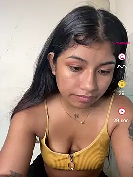 ChantalPetit online show from 24, 6, 2026