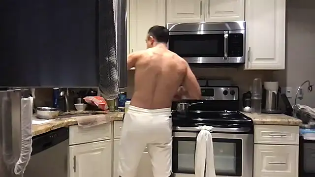 BigGuyMuscle online show from 9, 6, 2026