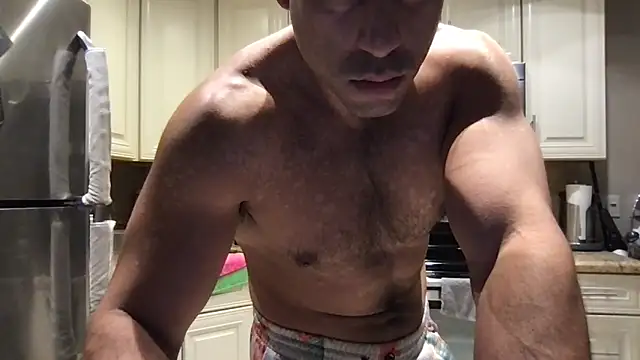 BigGuyMuscle online show from 16, 6, 2026