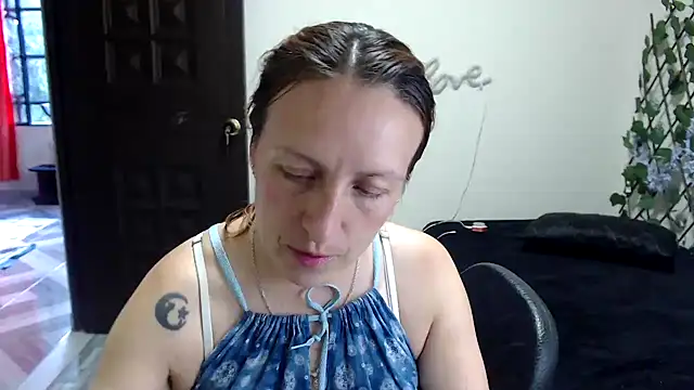 kittykalor09 online show from 21, 6, 2026