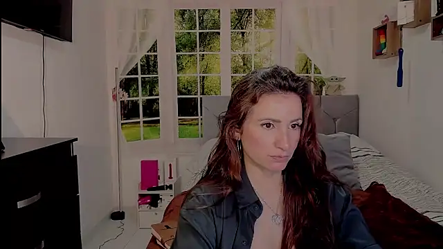 vanessabrown  online show from 11, 6, 2026