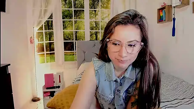 vanessabrown  online show from 19, 6, 2026