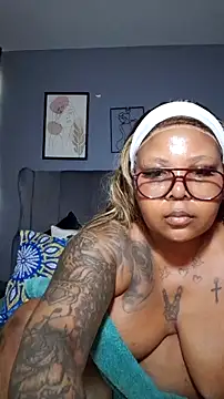 PearlSexxy69 online show from 3, 6, 2026