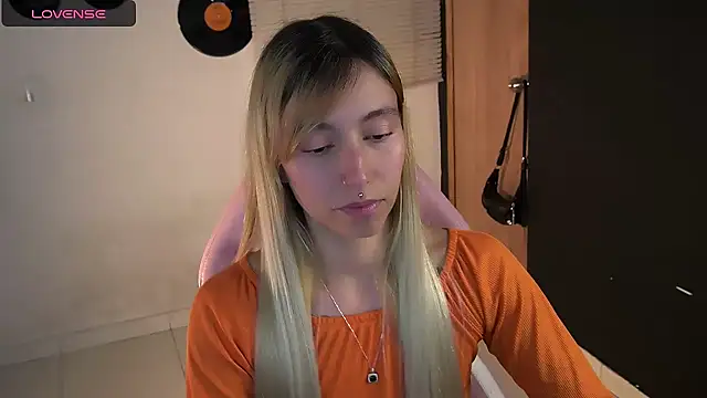 Saucy Jenn online show from 7, 6, 2026