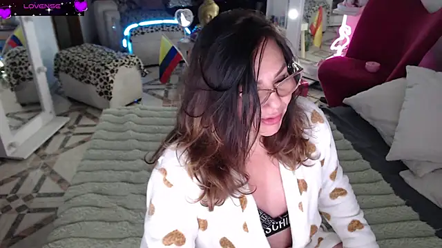 Myrnasexxx online show from 5, 6, 2026