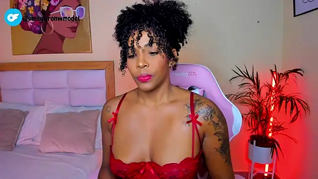 AitanaBrown  online show from 17, 6, 2026
