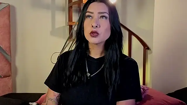  kelly hous36 online show from 19, 6, 2026