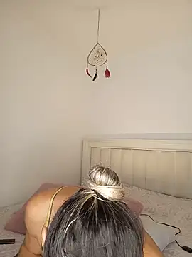 ASHLEY BLAIR online show from 18, 6, 2026