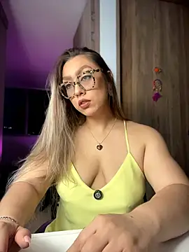 Im sophiie online show from 11, 6, 2026
